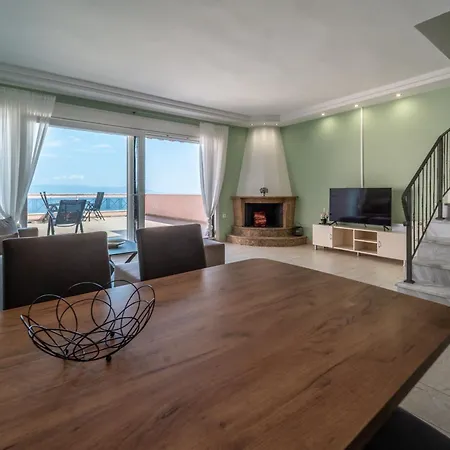 Heaven View House * كافالا